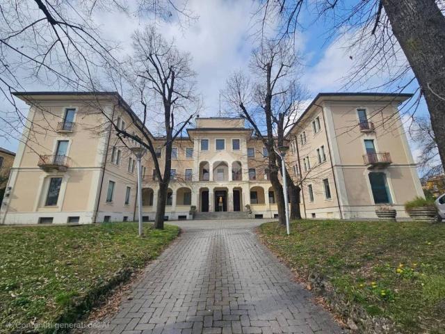 Appartamento in vendita a Salsomaggiore Terme, Reggio Emilia