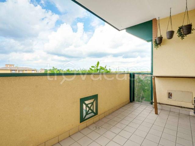 Appartamento in vendita a Samarate, Lombardia