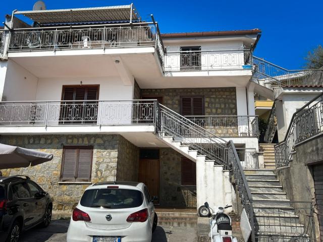 Appartamento in vendita a San Giovanni A Piro, Campania