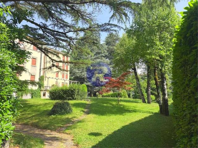 Appartamento in vendita a Comunità Montana della Valle Brembana, San Pellegrino Terme