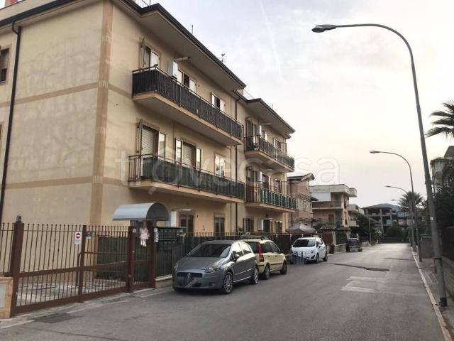 Appartamento in vendita a Santa Maria A Vico, Campania