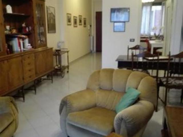 Appartamento in vendita a Sarzana, Liguria
