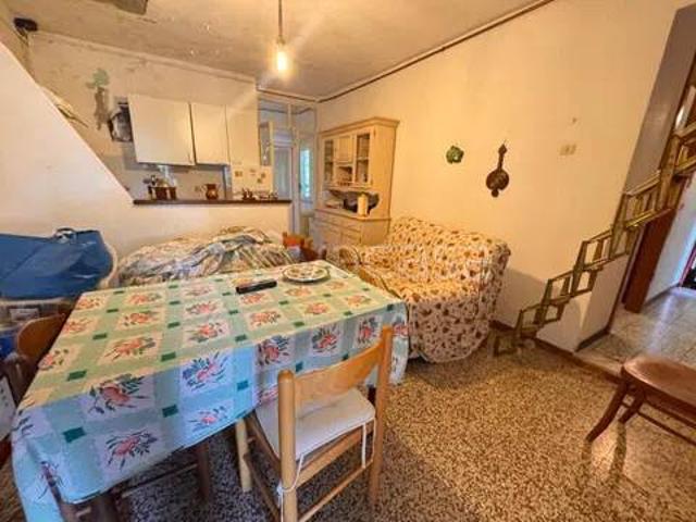 Appartamento in vendita a Sarzana, Liguria