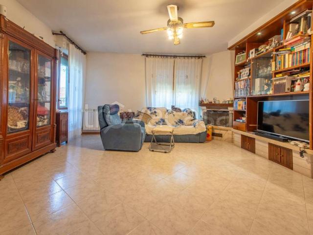 Appartamento in vendita a Siena, Toscana