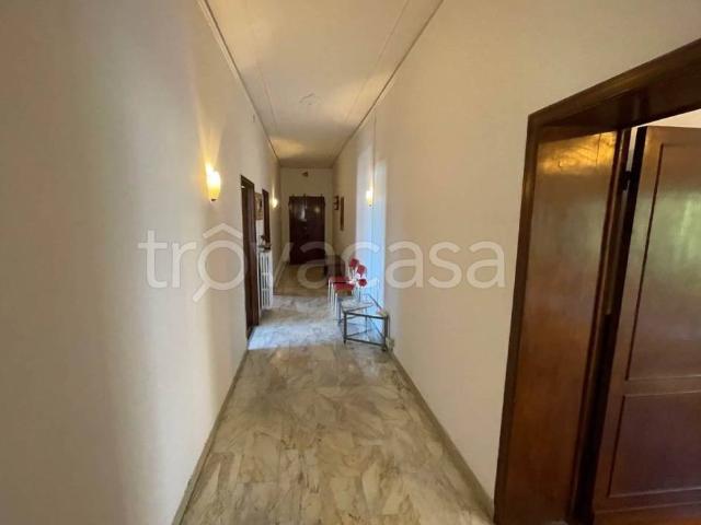 Appartamento in vendita a Ravacciano, Siena