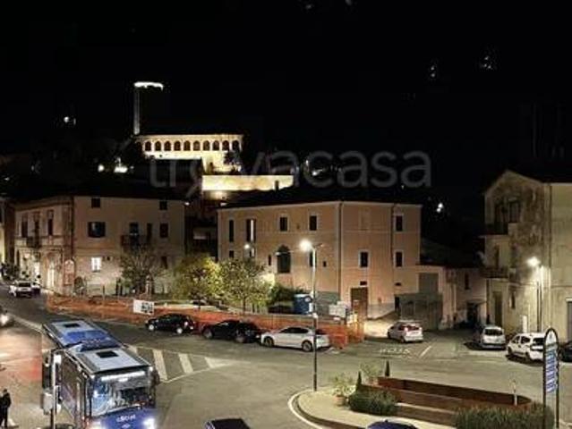 Appartamento in vendita a Valentano, Lazio