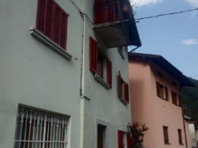 Appartamento in vendita a Comunità Montana della Valle Brembana, Valtorta