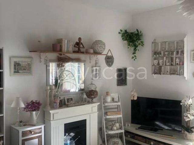 Appartamento in vendita a Biumo Superiore, Varese