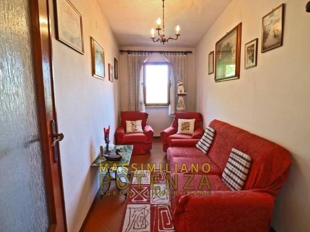 Appartamento in vendita a Uzzano E Castello, Toscana