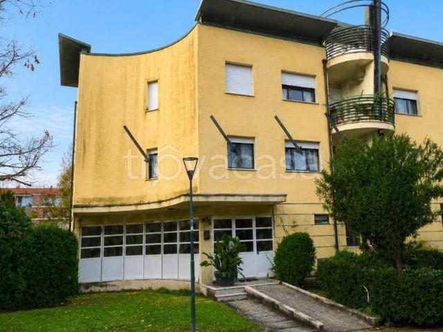 Appartamento in vendita a Forcone, Viareggio