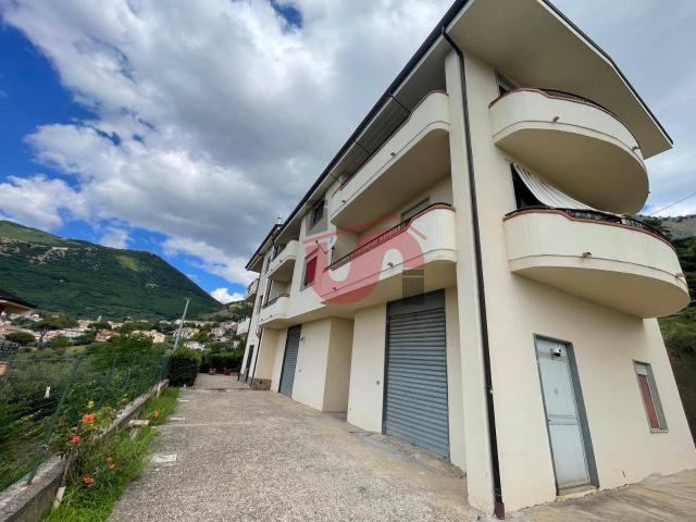 Appartamento in vendita a Vitulano, Campania