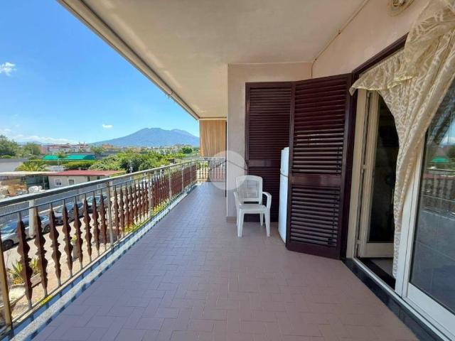 Appartamento in vendita a Volla, Campania