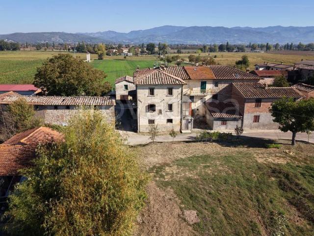 Appartamento in vendita a Mezzavia, Anghiari