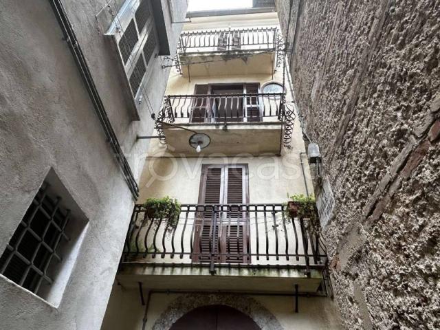 Appartamento in vendita a Cività Falconara, Arpino