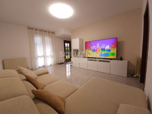 Appartamento in vendita a Pedrengo, Bergamo
