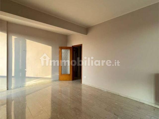 Appartamento in affitto a Castelletto, Abbiategrasso