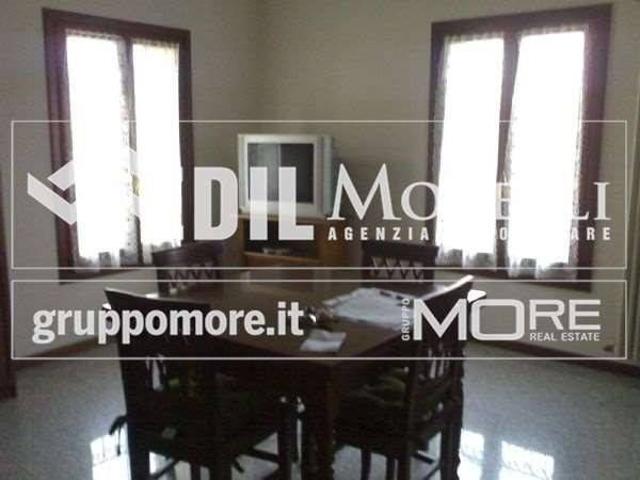 Appartamento in affitto a Cittadella, Modena