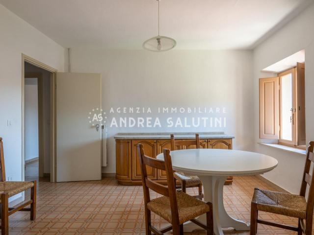 Appartamento in vendita a Buti, Toscana