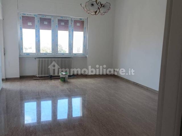Appartamento in affitto a Boscotrecase, Campania