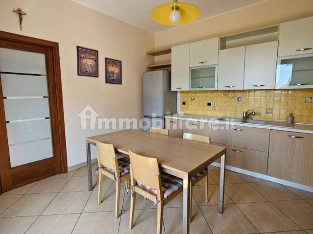 Appartamento in affitto a Grezzana, Veneto