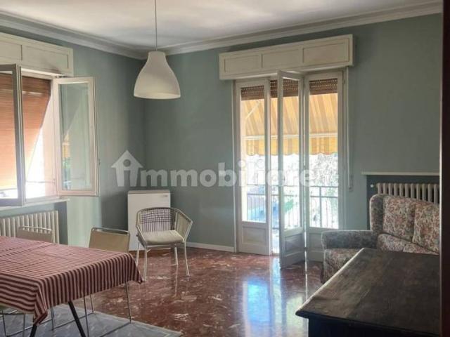 Appartamento in affitto a Valera, Parma