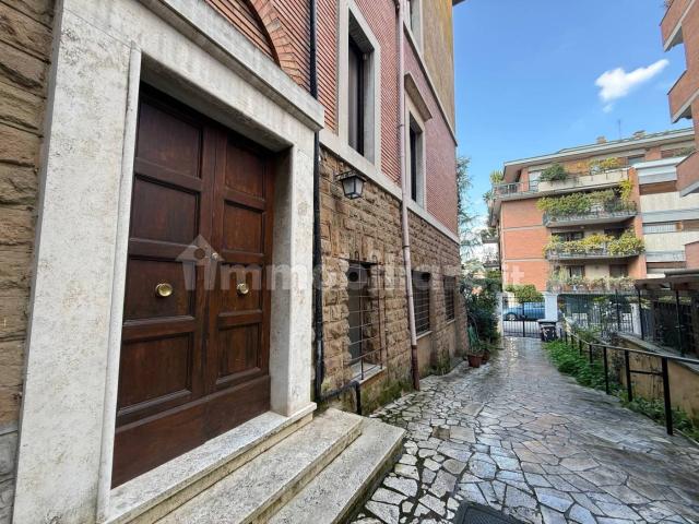 Appartamento in affitto a Ravacciano, Siena