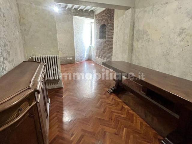 Appartamento in affitto a Palazzo Del Pero, Toscana