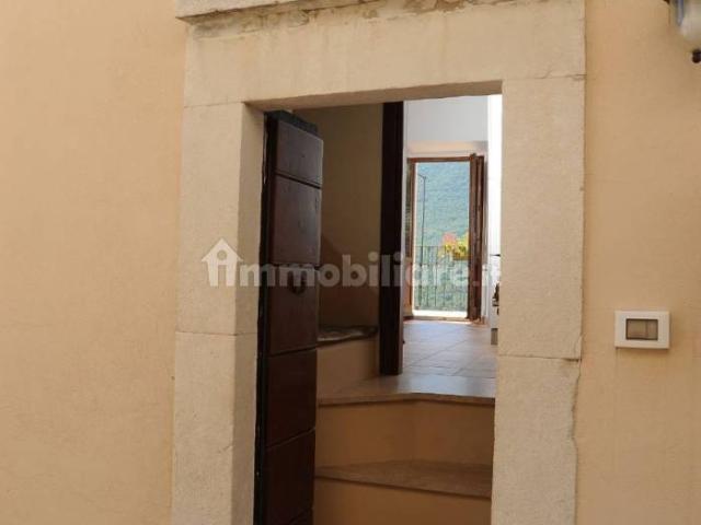 Appartamento in affitto a Fontecchio, Abruzzo