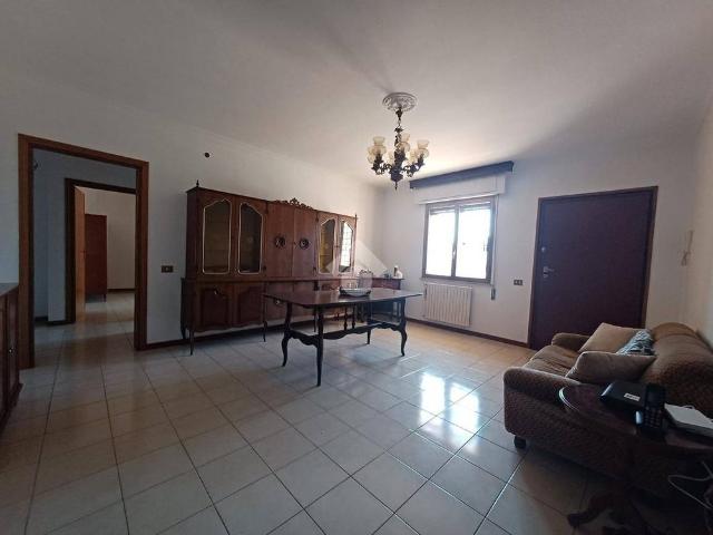 Appartamento in affitto a Nepi, Viterbo