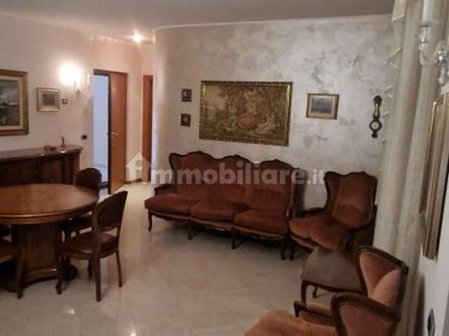 Appartamento in affitto a Romano Di Lombardia, Lombardia