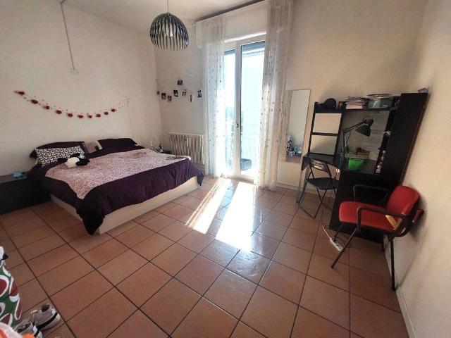 Appartamento in affitto a Oltretorrente, Parma