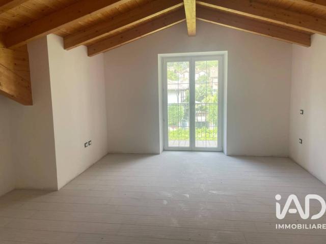 Appartamento in affitto a Comunità della Vallagarina, Besenello