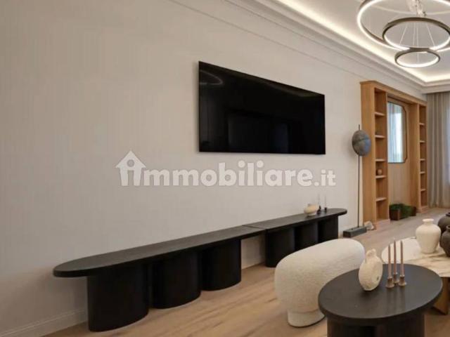 Appartamento in affitto a Municipio 1, Milano