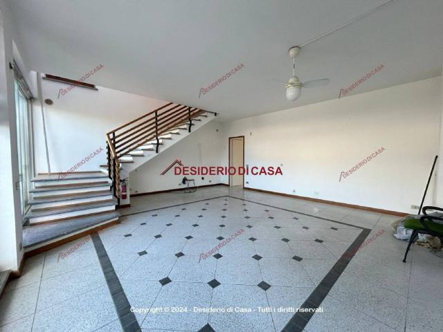 Appartamento in affitto a Ispra, Lombardia