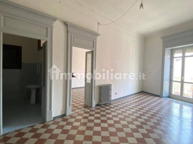 Appartamento in affitto a Caprino Veronese, Veneto