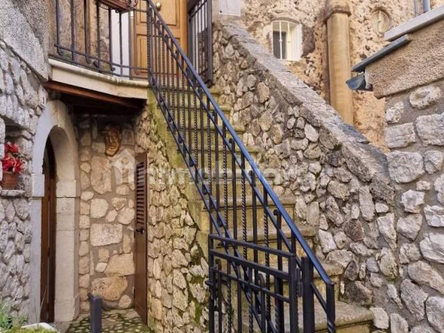Appartamento in affitto a Colli al Metauro, Marche