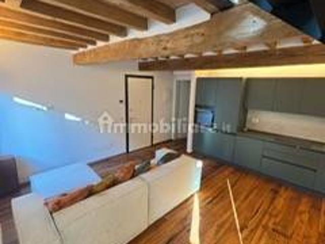 Appartamento in affitto a Centro Storico, Modena