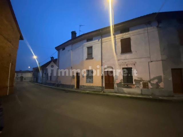 Appartamento in affitto a Pescarolo, Lombardia