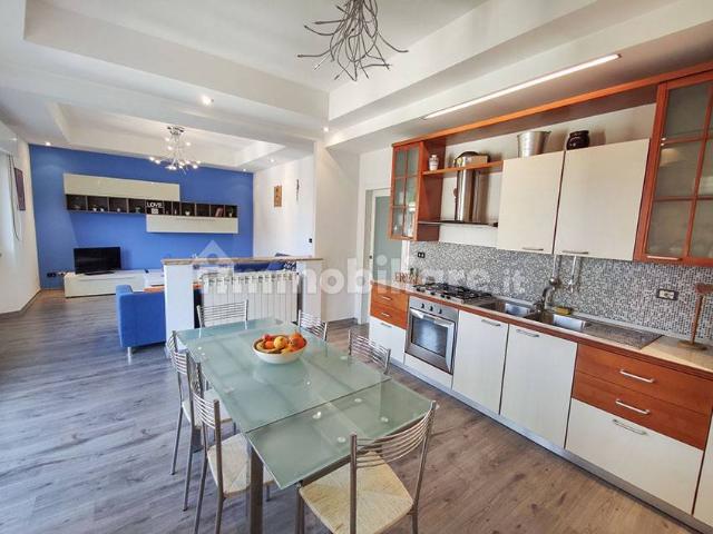 Appartamento in affitto a Sant'Antonio, Marche
