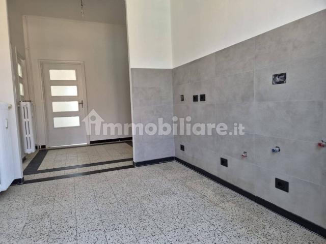 Appartamento in affitto a Olmo, Sarzana