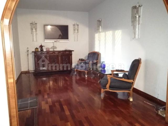 Appartamento in affitto a Ponente, Serra Riccò