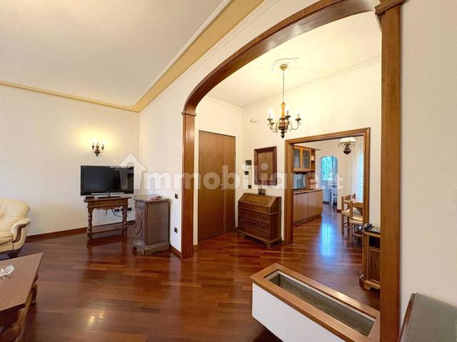 Appartamento in affitto a Mezzana, Prato