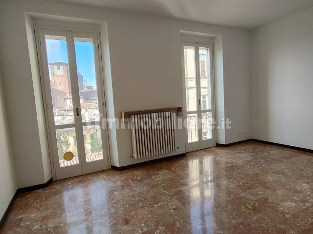 Appartamento in affitto a Borgo Ticino, Pavia