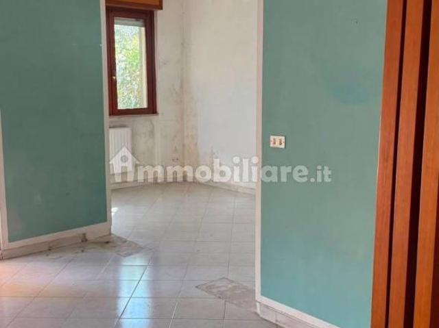 Appartamento in affitto a Europa, Salerno