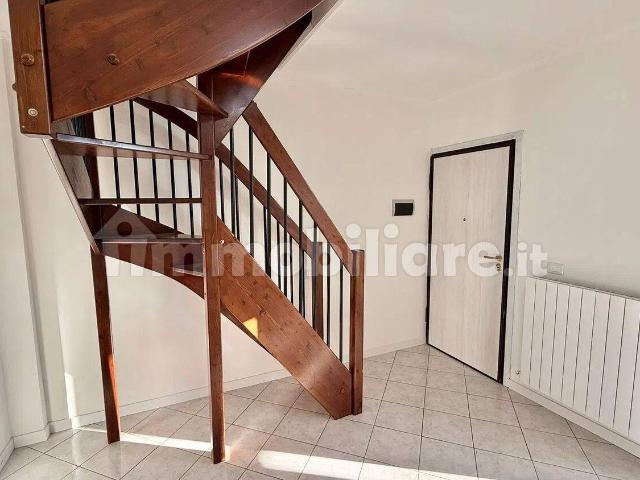Appartamento in affitto a Bornasco, Lombardia