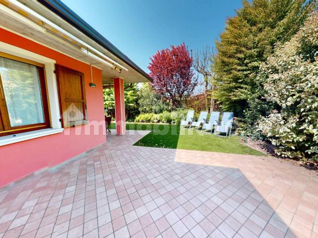 Appartamento in affitto a Manerba Del Garda, Lombardia