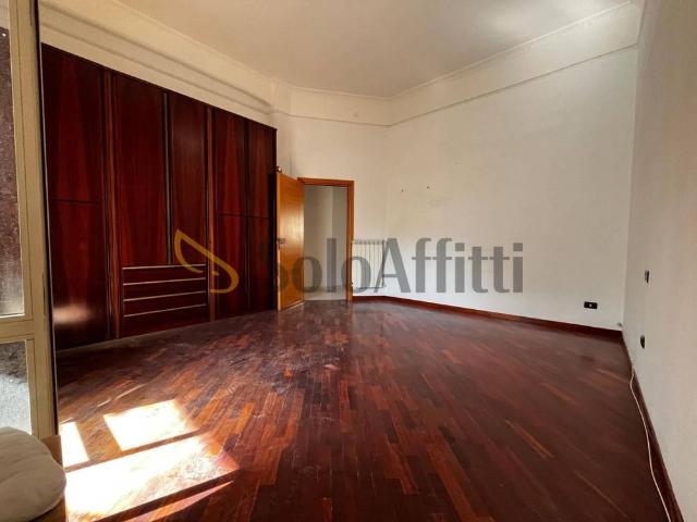 Appartamento in affitto a Municipalità 5, Campania
