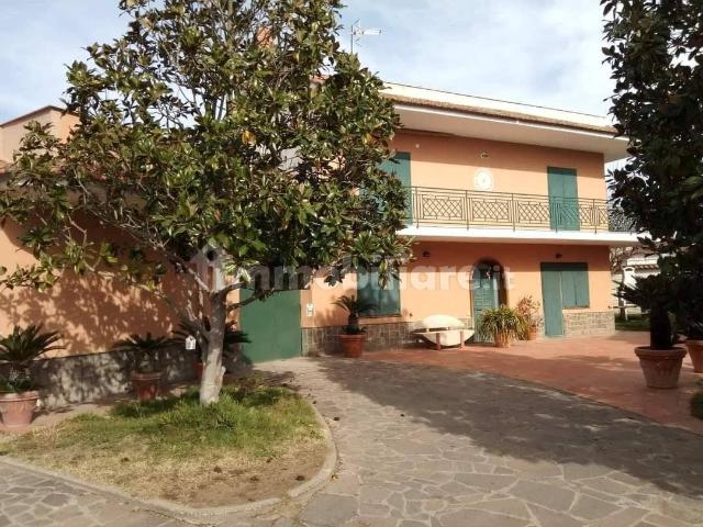 Appartamento in affitto a Castel Volturno, Campania