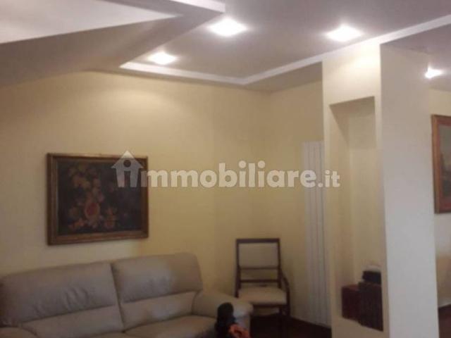 Appartamento in affitto a Summonte, Avellino