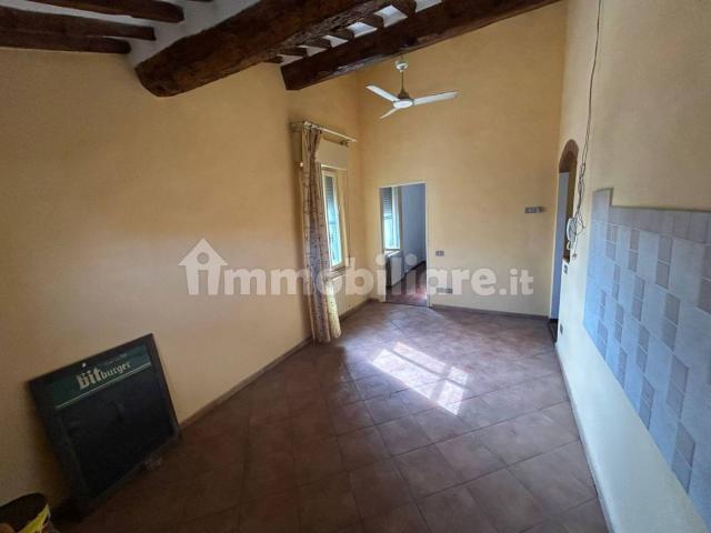 Appartamento in affitto a San Donato, Cascina